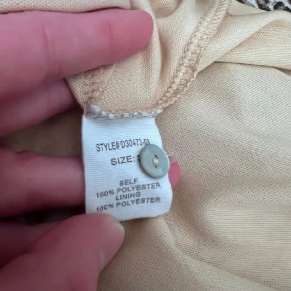 Pink Lily Leopard Print Flare Sleeve Maxi Dress Size‎ Small Like New - Picture 9 of 10